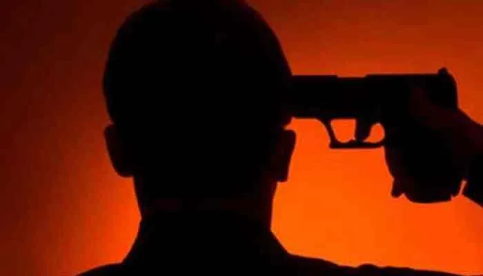सीतापुर: युवक ने गोली मारकर की खुदकुशी, जानें क्या वजह?