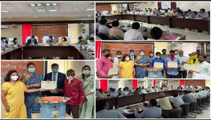 अमेठी: केंद्रीय मंत्री स्मृति ईरानी ने अधिकारियों के साथ की बैठक, दिया ये निर्देश
