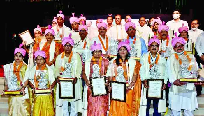 लखनऊ: उप मुख्यमंत्री ने कहा- अच्छे समाज के निर्माण में शिक्षक की भूमिका अहम