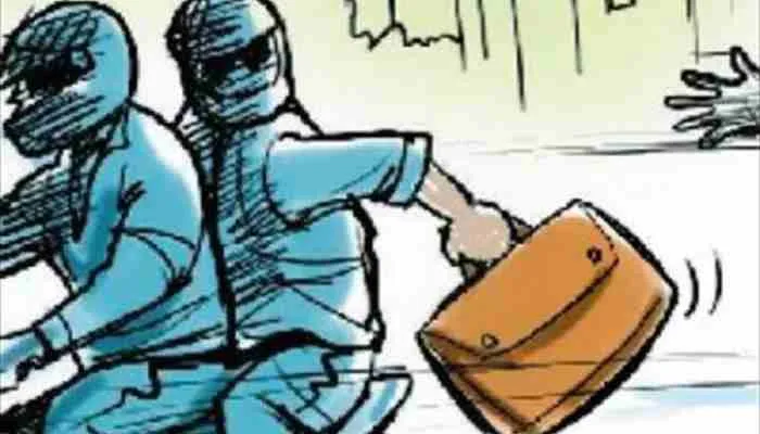सीतापुर: ससुराल जा रहे दंपति से तमंचे के बल पर सवा लाख की लूट, इलाके में दहशत