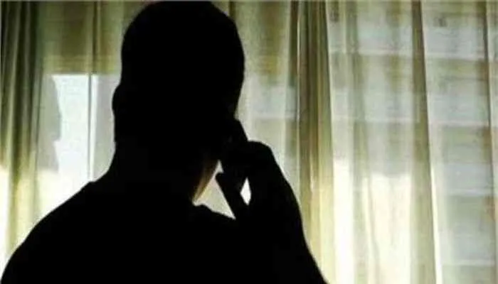 लखनऊ: सहायक अभियंता ने लिपिक से फोन पर की अभद्रत, जानें फिर क्या हुआ