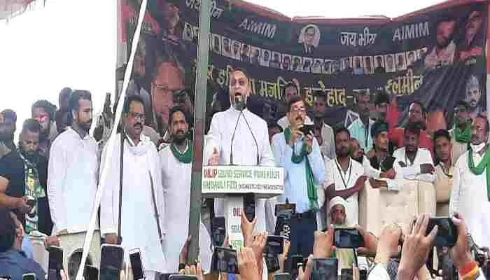 अयोध्या: ओवैसी ने अखिलेश पर साधा निशाना, कहा- हमको डराया जाएगा…