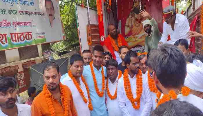 बलिया पहुंची संत गणिनाथ सामाजिक जागृति एवं राजैनितक चेतना रथ यात्रा
