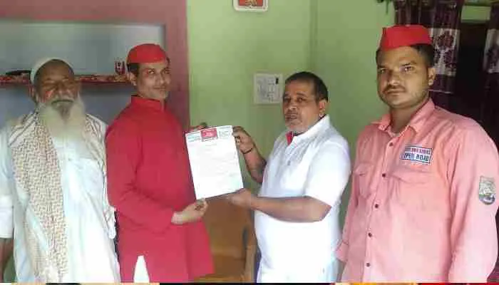 अमेठी: सोनू विधानसभा प्रभारी व राम सुन्दर ब्लाक प्रभारी हुए मनोनीत, सपाइयों ने जताई खुशी
