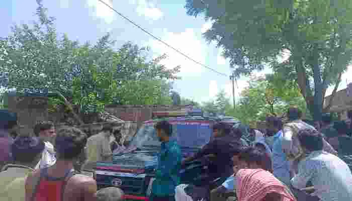 सीतापुर: फंदे पर लटका मिला विवाहिता का शव, भाई ने लगाया हत्या का आरोप