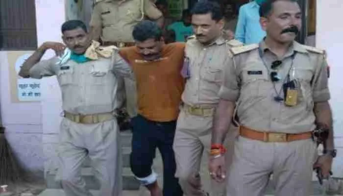 बाराबंकी: वार्ड आया पर जानलेवा हमला करने वाले आरोपी को पुलिस ने किया गिरफ्तार