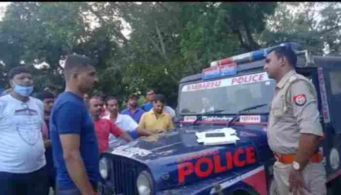 रायबरेली: गंगा में उतराता मिला महिला का शव, भाई ने लगाया ये गंभीर आरोप