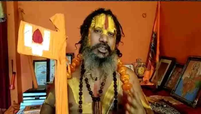 अयोध्या: हिन्दू राष्ट्र घोषित नहीं हुआ देश तो जगदगुरु परमहंस लेंगे जलसमाधि