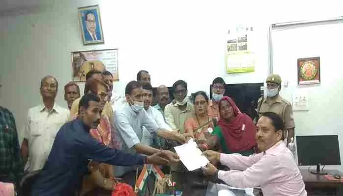 कन्नौज: कांग्रेस नेताओं पर दर्ज मुकदमे वापस लेने के लिए जिलाध्यक्ष ने दिया ज्ञापन