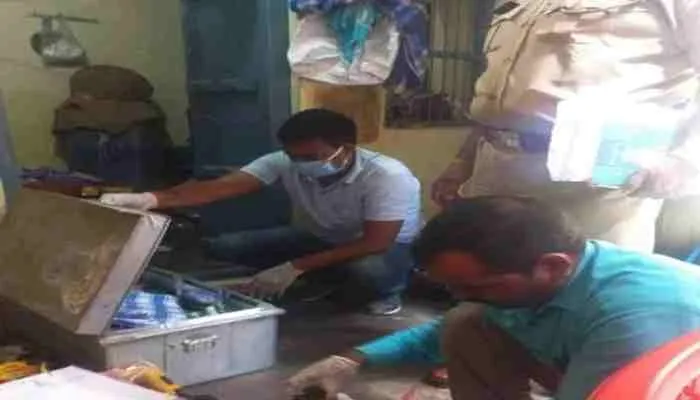 जालौन: रिटायर्ड पालिका कर्मी के घर चोरों का धावा, लाखों का माला किया पार