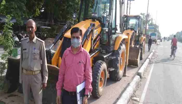 उन्नाव: अवैध खनन का भंडाफोड़, 4 डंपर व 2 जेसीबी जब्त