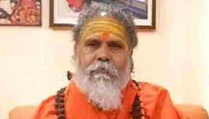 अयोध्या: महंत नरेंद्र गिरि के निधन से साधु-संतों में आक्रोश, जांच की मांग