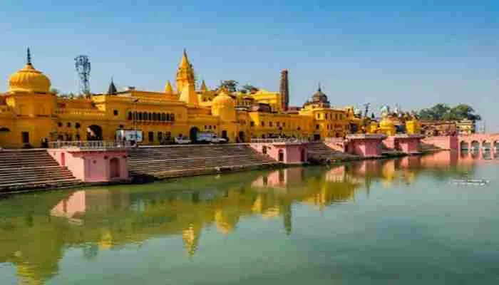 अयोध्या: मठ-मंदिरों की संपत्ति व गद्दी की कब्जेदारी को लेकर रामनगरी पर भी लगा है दाग