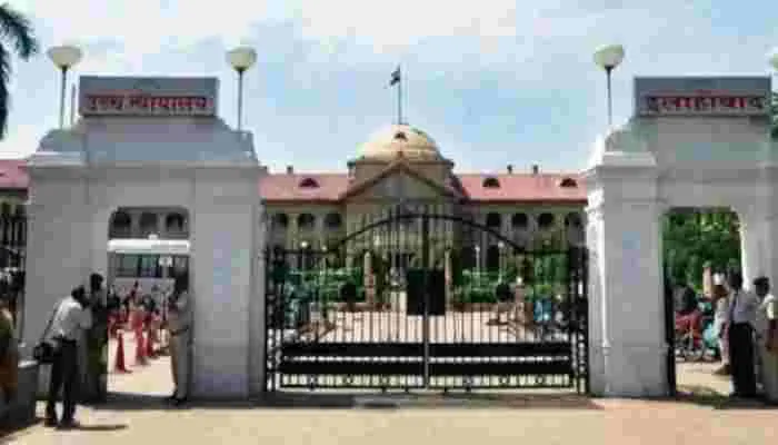 यूपी: धर्मांतरण कानून को इलाहाबाद हाई कोर्ट में चुनौती, सरकार से मांगा जवाब