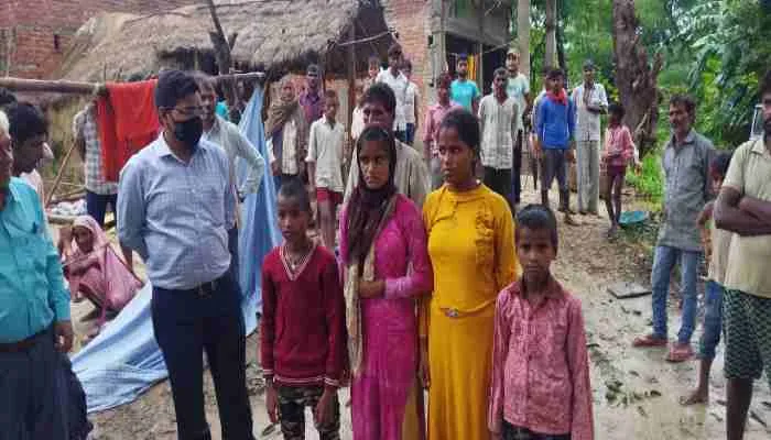 रायबरेली: मूसलाधार बारिश से गिरा कच्चा मकान, चार घायल
