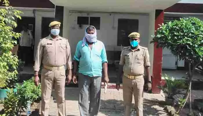 गोंडा: फरार हिस्ट्रीशीटर को पुलिस ने किया अवैध तमंचे के साथ गिरफ्तार