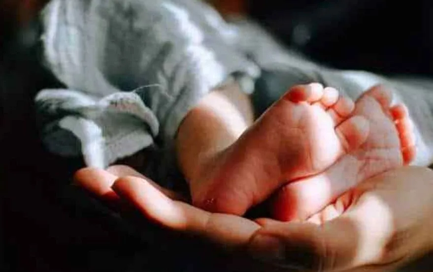 बरेली: 40 हजार में बेचा था नवजात, अब वापस करने के मांग रहा 10 लाख