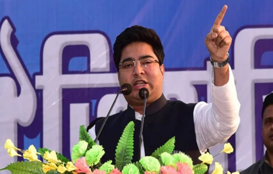 टीएमसी कार्यालय के बाहर कतार में खड़े हैं भाजपा नेता, अगर दरवाजे खोले तो ढह जाएगा भगवा खेमा- अभिषेक बनर्जी