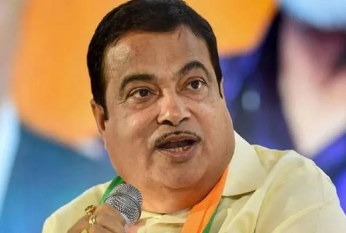 गडकरी बोले- हर महीने केंद्र को 1,000 से 1,500 करोड़ रुपये का टोल राजस्व देगा दिल्ली-मुंबई एक्सप्रेसवे