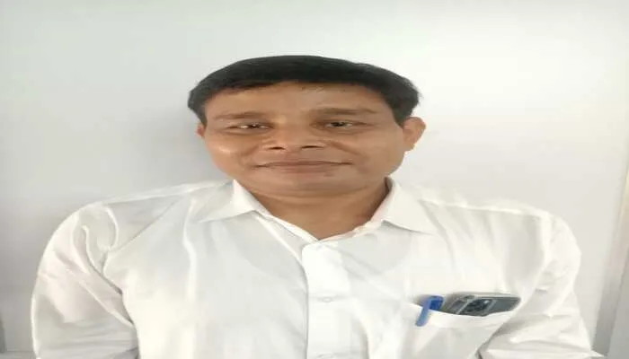 बाराबंकी: सदर विधानसभा से नेत्र चिकित्सक विवेक बने बसपा प्रत्याशी, भाजपा-सपा को दी चुनौती