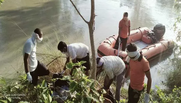अयोध्या: मासूम बालक के साथ नहर में गिरी महिला का शव 36 घंटे बाद बरामद
