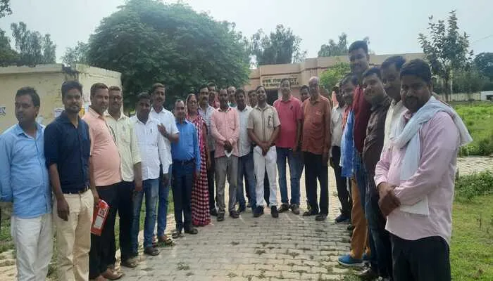 अमेठी: संग्रामपुर में 14 सितंबर को अपने 21 सूत्रीय मांगों को लेकर धरने पर बैठेंगे शिक्षक