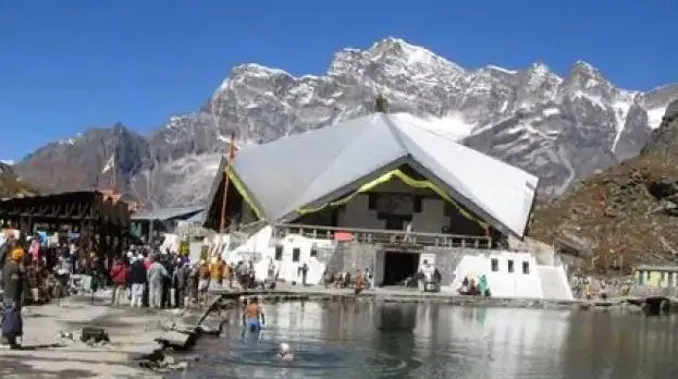 ऋषिकेश: कल से खुलेंगे श्री हेमकुंड साहिब के कपाट, श्रद्धालुओं को इस बात का रखना होगा ध्यान