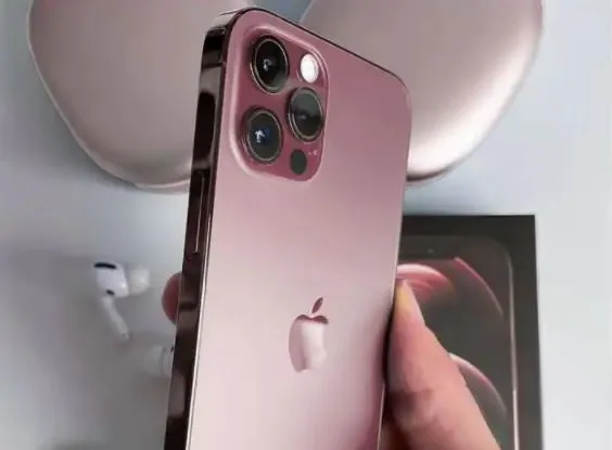 जल्द आ रहा है iPhone 13 Pro Max, जानें क्या है खास