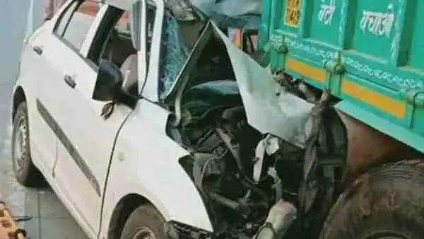 हल्द्वानी: हाईवे पर ट्रक के पीछे जा घुसी बिजली विभाग के जेई की कार, दर्दनाक मौत