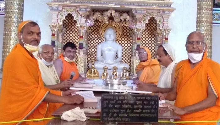 लखनऊ: जैन मंदिरों में उत्तम आर्जव धर्म की पूजा संपन्न, आज शाम को होगी आरती और शास्त्र सभा