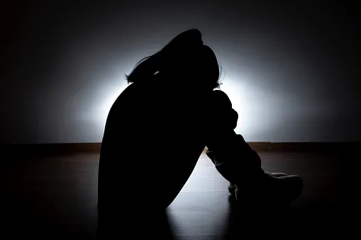 हरदोई:  महिला खुदकुशी प्रकरण में थानाध्यक्ष के बाद अब हल्का इंचार्ज भी निलंबित, जानें पूरा मामला…