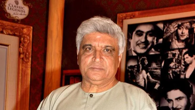 जावेद अख्तर पर शिवसेना जमकर बरसी, कहा- आरएसएस की तालिबान से तुलना करना गलत