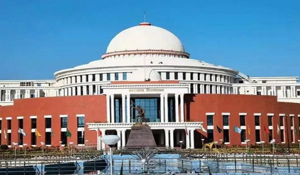 विपक्षी विधायकों के हंगामा पर नाराज हुए अध्यक्ष, कहा सदन को ना बनाएं फुटपाथ
