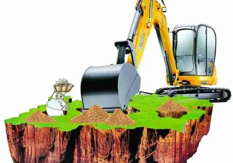 रामपुर: खनन माफिया ने शुरू कराई अफसरों के घर-दफ्तरों के बाहर निगरानी