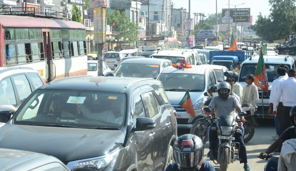 बरेली: बीएल वर्मा के स्वागत में आमजन ने झेला जाम