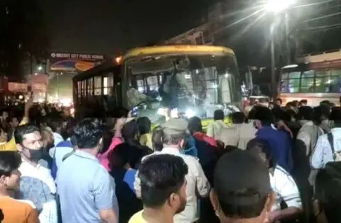 बेलबाबा चुंगी पर दबंगई, काठगोदाम के बस चालक को पीटा