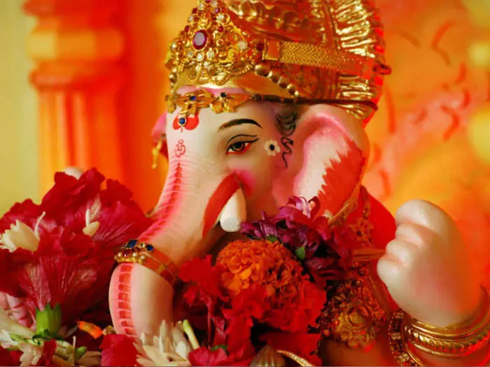 घर पर ही मनाना होगा गणेश चतुर्थी उत्सव, सार्वजनिक कार्यक्रम की नहीं है मंजूरी