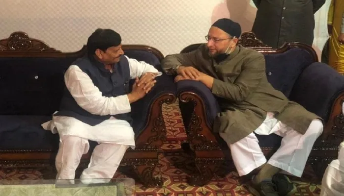 अखिलेश यादव को शिवपाल ने फिर दिया झटका, ओवैसी से की मुलाकात