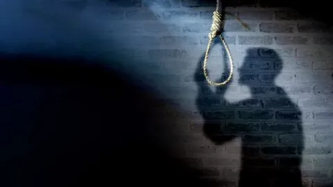 आत्महत्या का बढ़ा ग्राफ, आंकड़ा देख आप भी रह जाएंगे हैरान