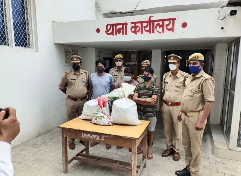 रामपुर: चरस-गांजा बेचने वाले अन्तर्राज्यीय गिरोह का पर्दाफाश