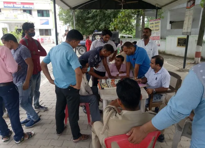 रामपुर: ब्लॉक में फिर मारपीट, पहले बीडीओ और अब एडीओ कक्ष में हंगामा