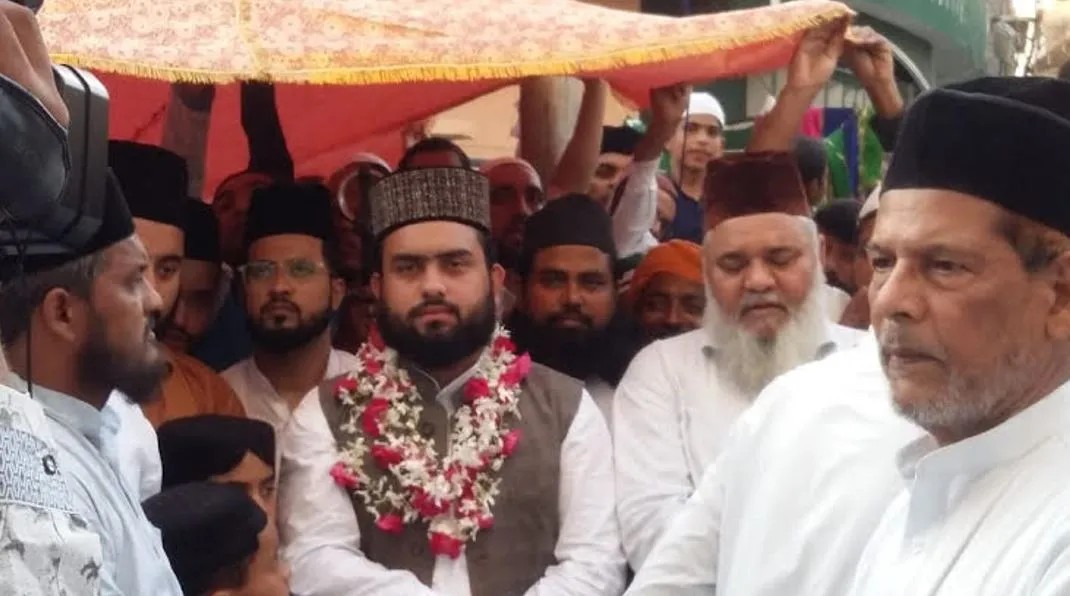 रामपुर: हजरत हाफिज शाह जमाल उल्लाह का 234वां सालाना उर्स परचम कुशाई के साथ शुरू