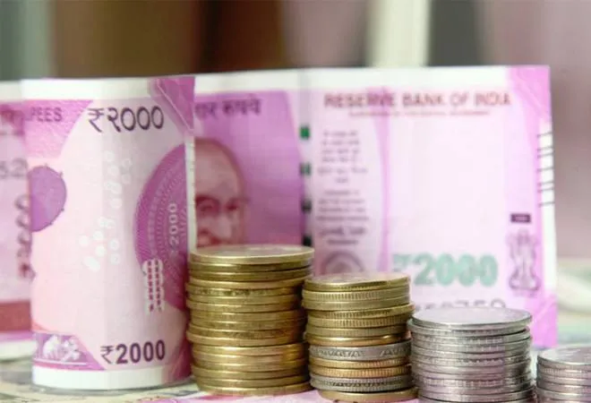 शुरुआती कारोबार में अमेरिकी डॉलर के मुकाबले रुपया दो पैसे चढ़कर 73.66 पर खुला