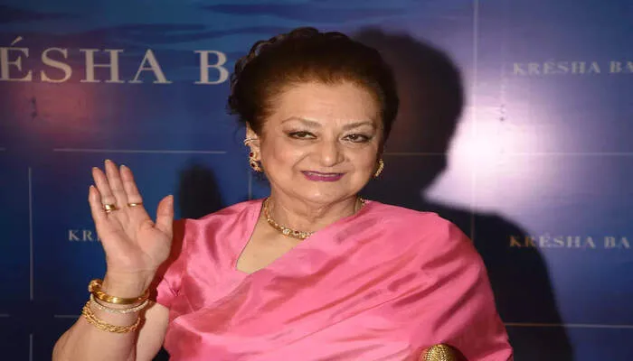 सायरा बानो आईसीयू में भर्ती, एक्ट्रेस को सांस लेने में दिक्कत…