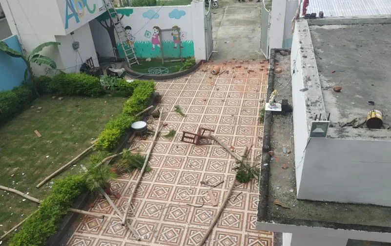 बरेली: सिरफिरे ने वुडरो स्कूल में की तोड़फोड़, खुद को कमरे में किया बंद, डर की वजह से पुलिस भी नहीं गई अंदर
