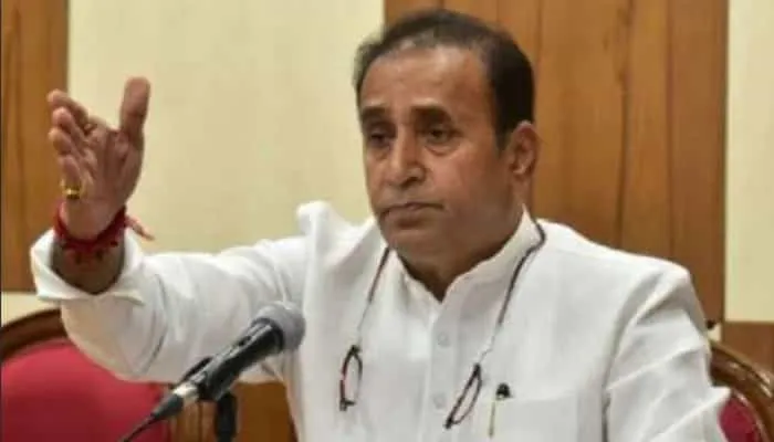 महाराष्ट्र: देशमुख के पूर्व निजी सचिव पलांडे को सरकार ने किया निलंबित