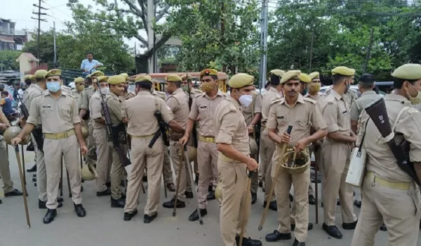 मुरादाबाद: मंडी समिति में 22 दिन में दूसरी बार मिले गोवंश के अवशेष, हंगामा