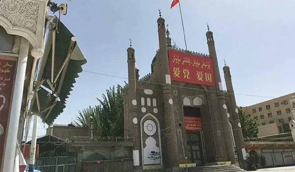मस्जिद तोड़कर पांच सितारा होटल बना रहा चीन, निर्माण के खिलाफ बहिष्कार का आह्वान
