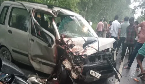 बिजनौर-मुरादाबाद हाईवे कार और बाइक की भिड़त में दो की मौत