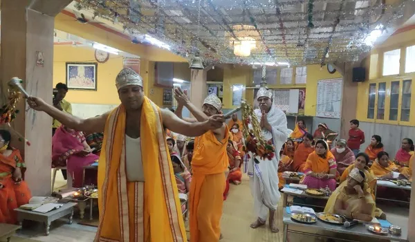 रामपुर: पर्यूषण पर्व के पहले दिन हुई अहिच्छत्र पार्श्वनाथ की पूजा
